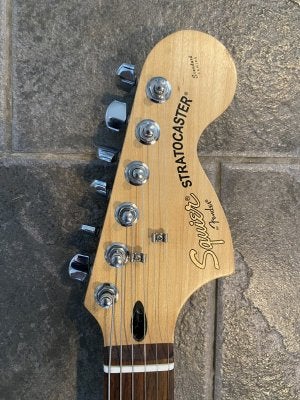 Squier by fender standard シリーズ マッチングヘッド Squier by fender standard シリーズ マッチングヘッド - メルカリ