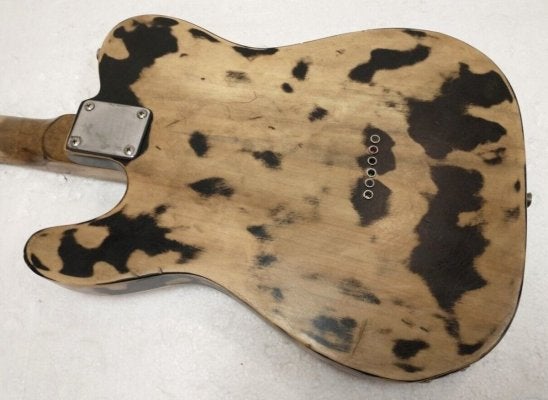Hilariously bad relic jobs ruining decent guitars - Pictures
