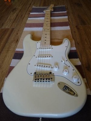 Deluxe01.jpg